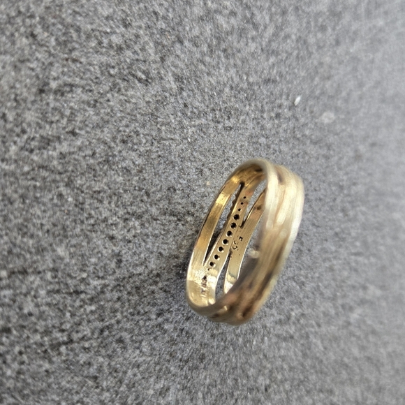 I.Reiss 14K Gold 0.10 ct. tw. Highway Ring, size 7 - Picture 10 of 16